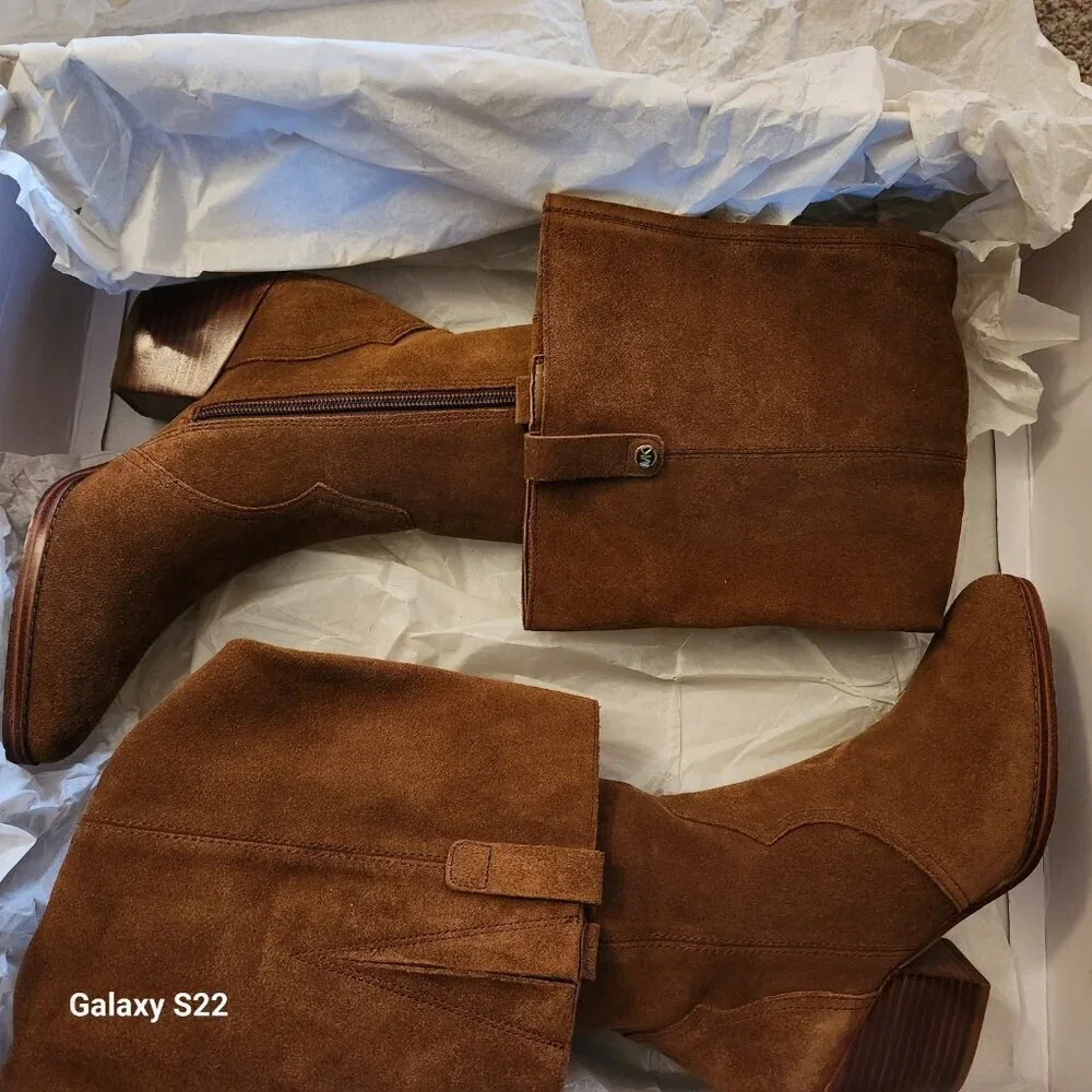 Michael Kors "Bodkin" Over the Knee Suede Heeled Boots. NIB. Size 5 - Picture 6 of 12